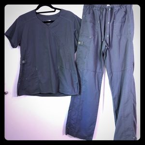 Set of WonderWink Wonderflex Scrubs (women’s)